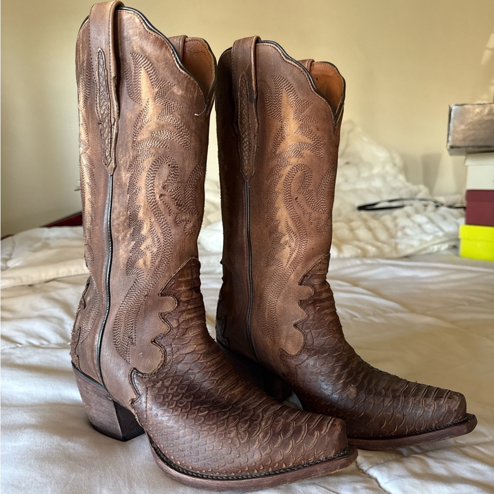Dan Post Brown Heeled Boots